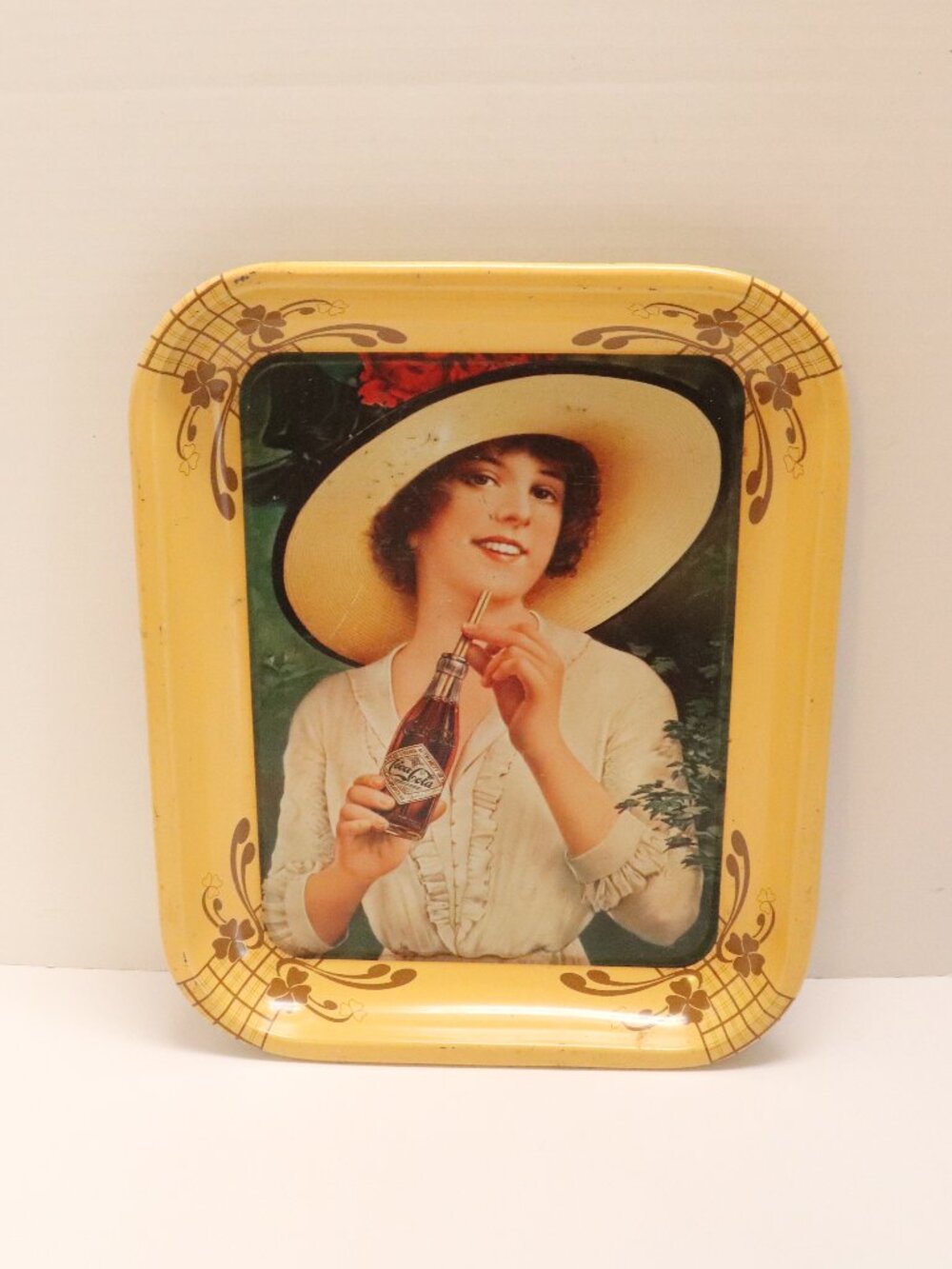 Italian Advertisement for Coke a Cola made in 1977 Coke a Cola 10885 Metal Tray